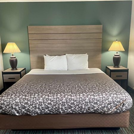 Countryside Inn & Suites Omaha East-Council Bluffs Ia Oda fotoğraf