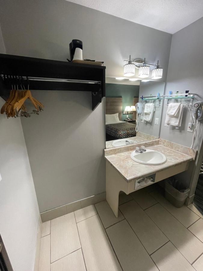 Countryside Inn & Suites Omaha East-Council Bluffs Ia Oda fotoğraf
