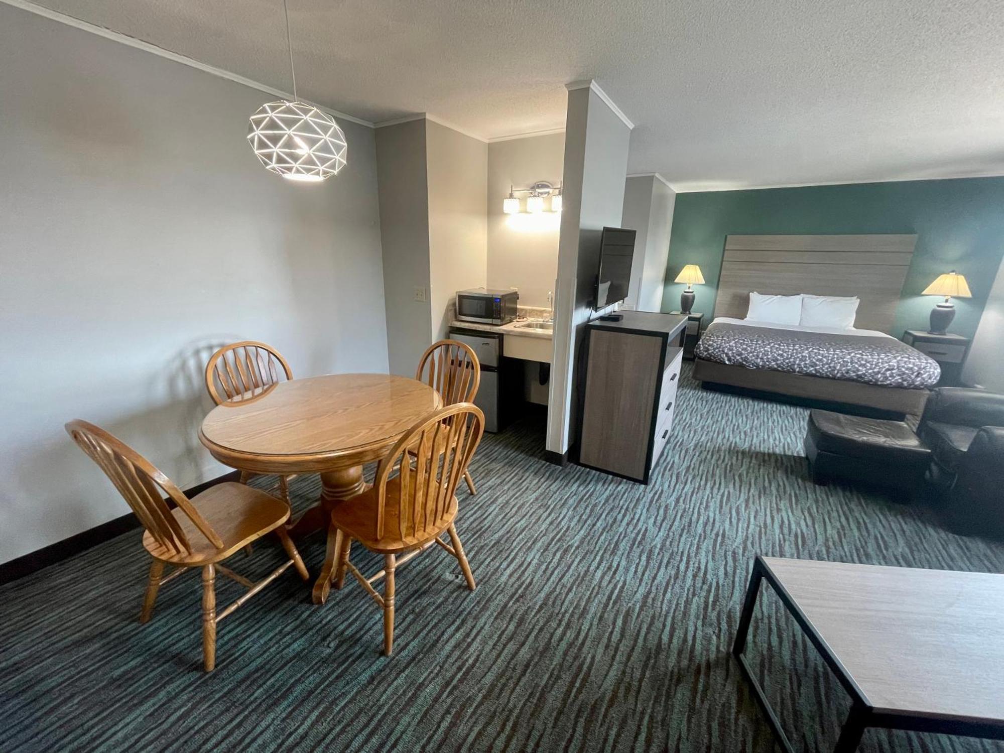 Countryside Inn & Suites Omaha East-Council Bluffs Ia Oda fotoğraf