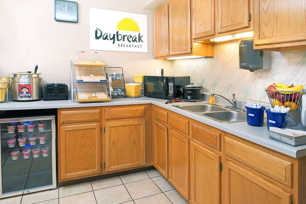 Countryside Inn & Suites Omaha East-Council Bluffs Ia Konforlar fotoğraf