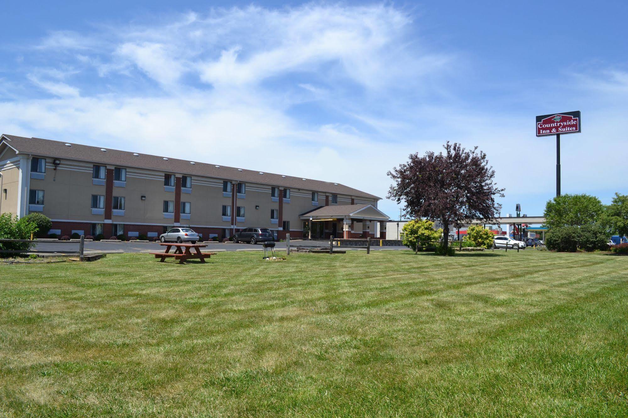 Countryside Inn & Suites Omaha East-Council Bluffs Ia Dış mekan fotoğraf