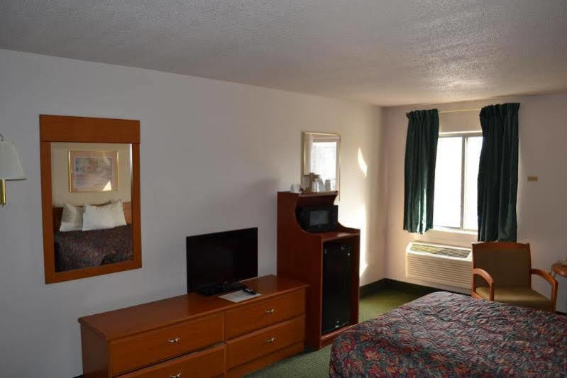 Countryside Inn & Suites Omaha East-Council Bluffs Ia Dış mekan fotoğraf