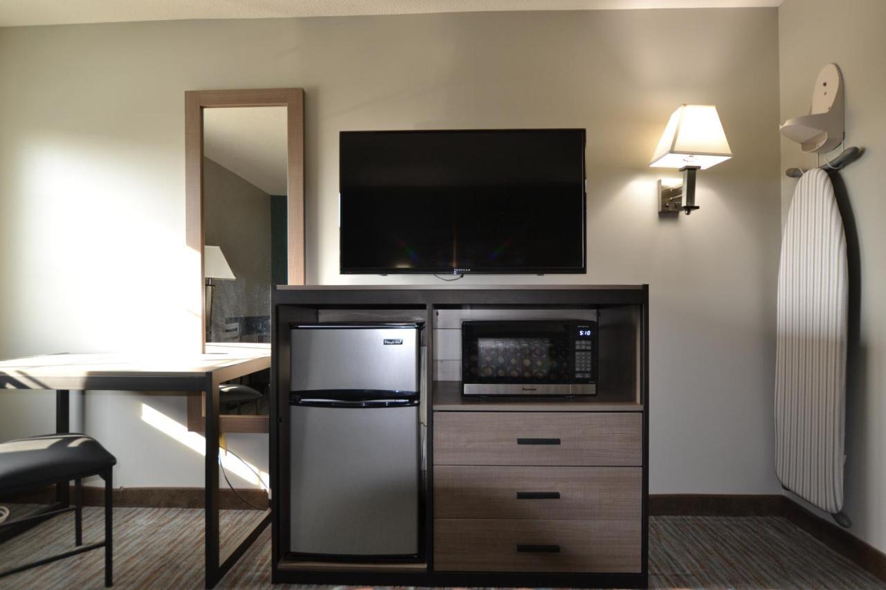 Countryside Inn & Suites Omaha East-Council Bluffs Ia Dış mekan fotoğraf