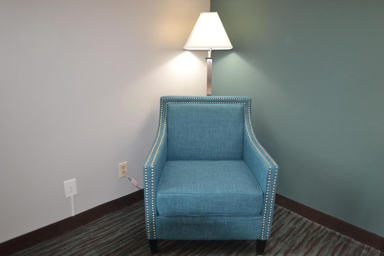 Countryside Inn & Suites Omaha East-Council Bluffs Ia Dış mekan fotoğraf